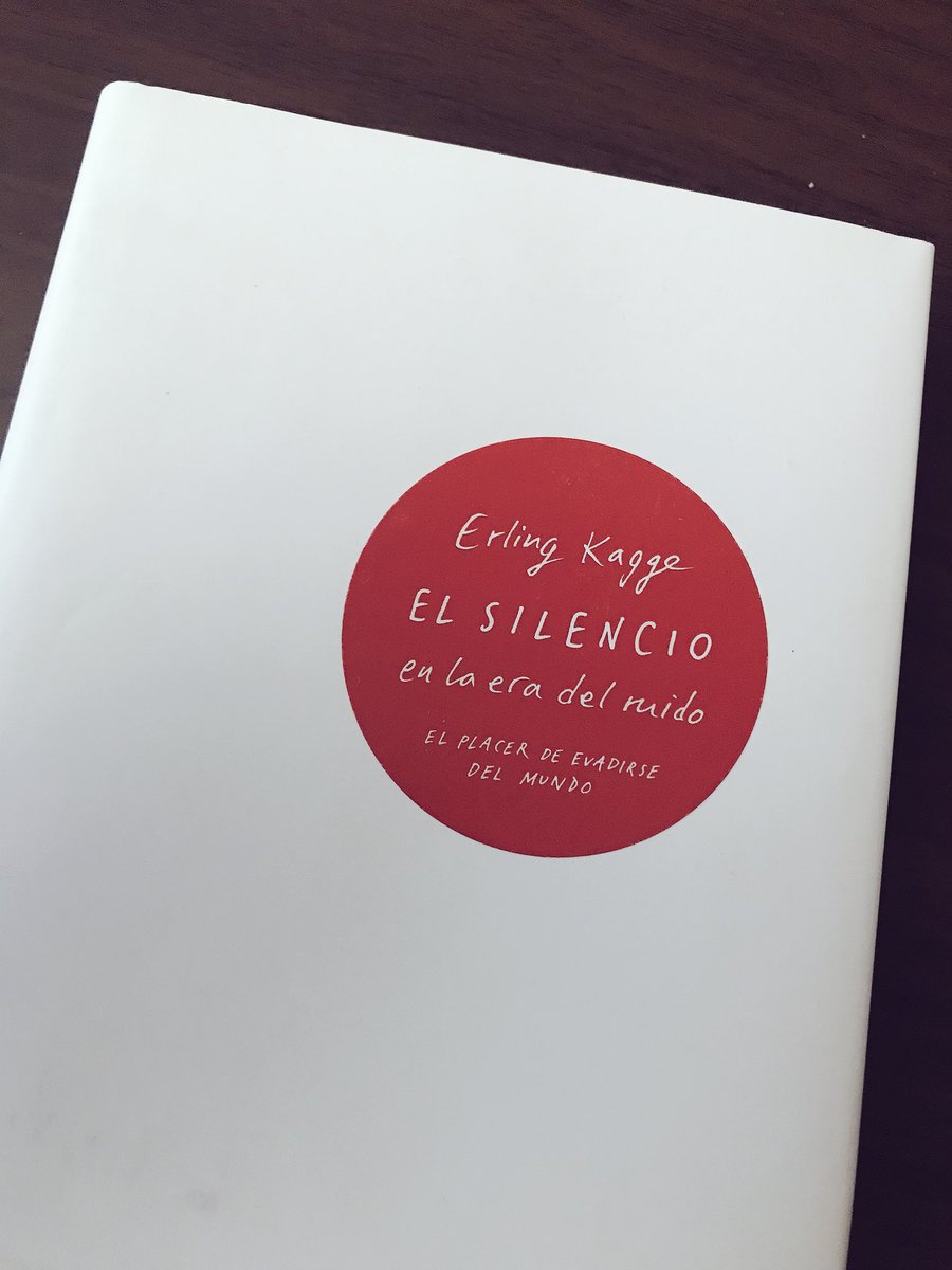 Libros sobre liderazgo - Tapa del libro "El silencio en la era del ruido"