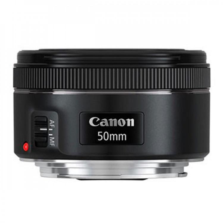produção de vídeos - imagem de uma lente Canon 50mm F1.8