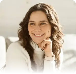 María Montemayor aparece como empresaria experta en mentalidad, abundancia y espiritualidad, con más de 800.000 seguidores.