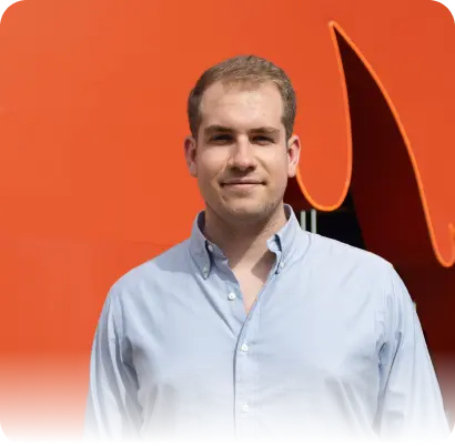 Fotografía de Martín Dancausa, CEO de Digital Phoenix, referente en marketing digital y crecimiento de negocios online.
