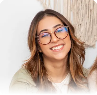 Paula Fukuda cierra el carrusel de referentes como experta en contenido estratégico, con más de 10.000 alumnos formados.