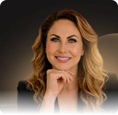 Fotografía de Tania Karam, autora y conferencista mexicana referente en espiritualidad práctica, crecimiento personal y desarrollo de la conciencia.
